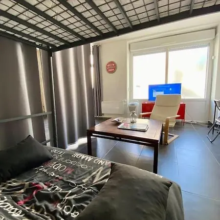 Le Nid Douillet Au Pied Des Remparts D'avignon Apartment
